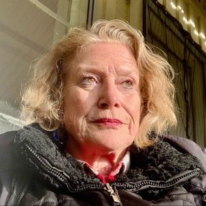 Meet your Posher, Kim